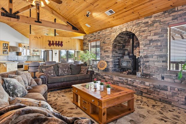 33393 Barn Owl Rd, Raymond, CA 93653