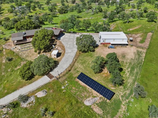 33393 Barn Owl Rd, Raymond, CA 93653