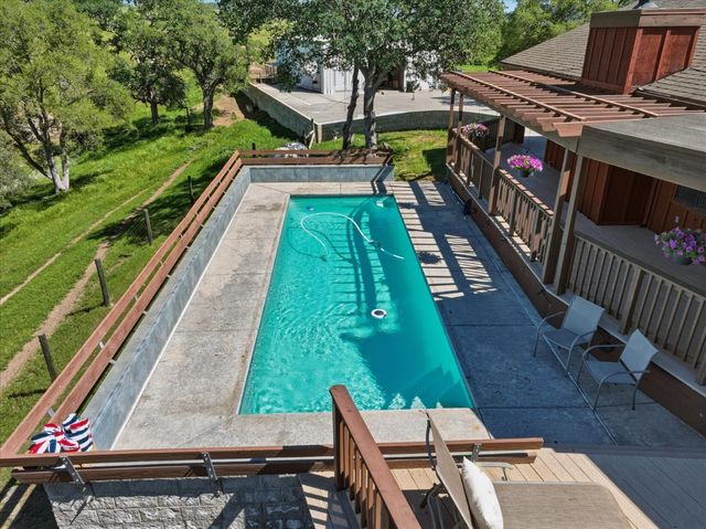 33393 Barn Owl Rd, Raymond, CA 93653