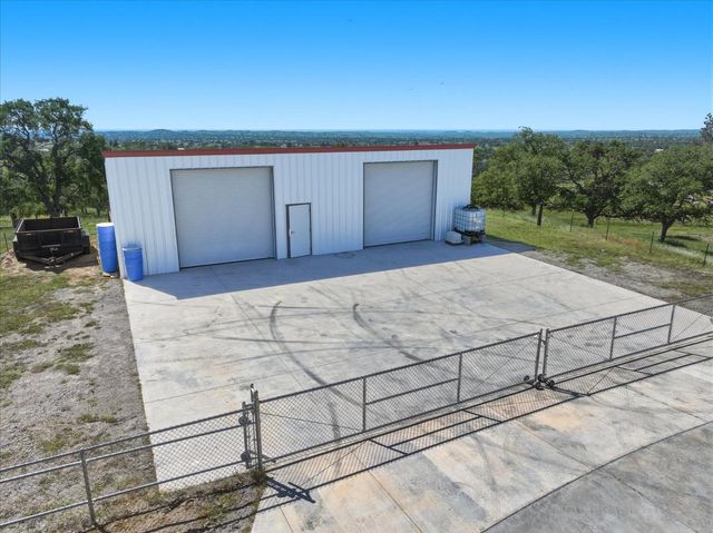 33393 Barn Owl Rd, Raymond, CA 93653