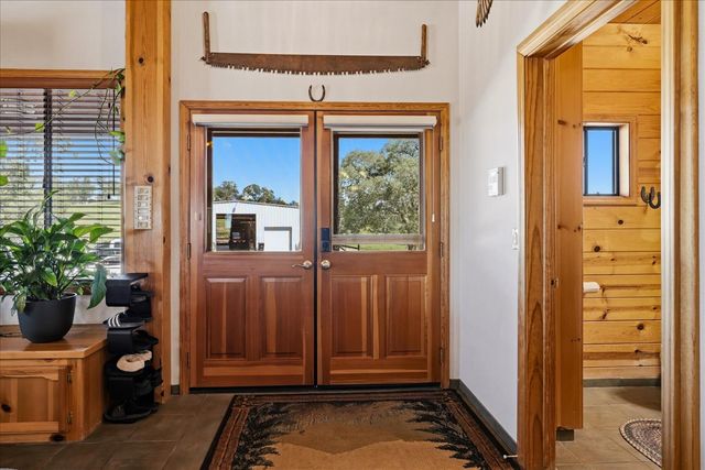 33393 Barn Owl Rd, Raymond, CA 93653