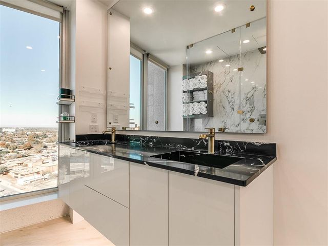 5900 Mosteller Drive 164, Oklahoma City, OK 73112