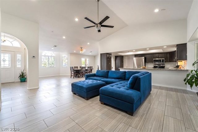 10380 Gilespie Street, Las Vegas, NV 89183