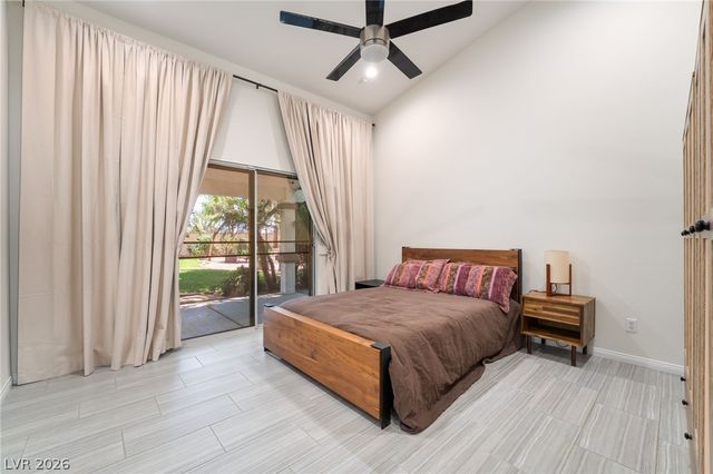 10380 Gilespie Street, Las Vegas, NV 89183