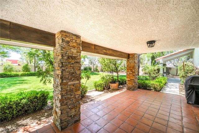 10380 Gilespie Street, Las Vegas, NV 89183