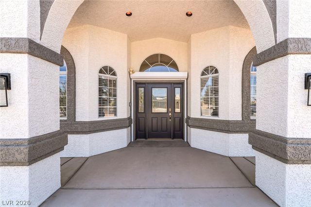 10380 Gilespie Street, Las Vegas, NV 89183