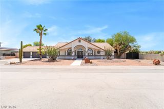 10380 Gilespie Street, Las Vegas, NV 89183