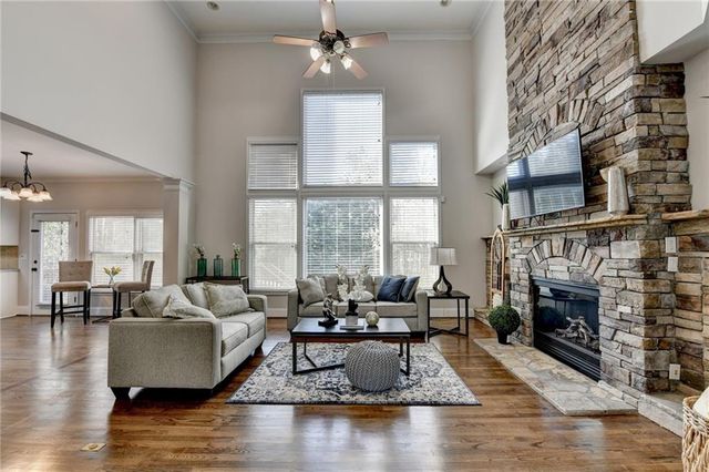 1400 Cresthaven Lane, Lawrenceville, GA 30043