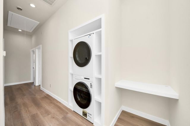 8025 Peachtree Street C, Houston, TX 77016