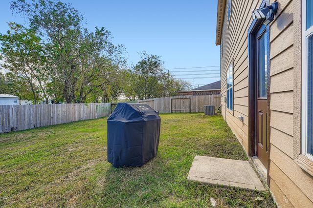 4931 Monarch Falls Lane, Richmond, TX 77469