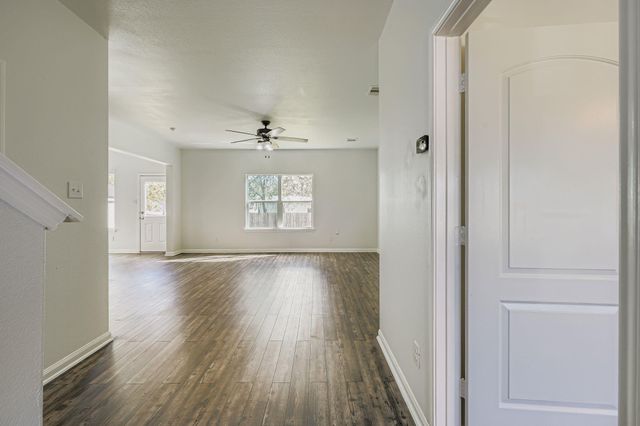 4931 Monarch Falls Lane, Richmond, TX 77469