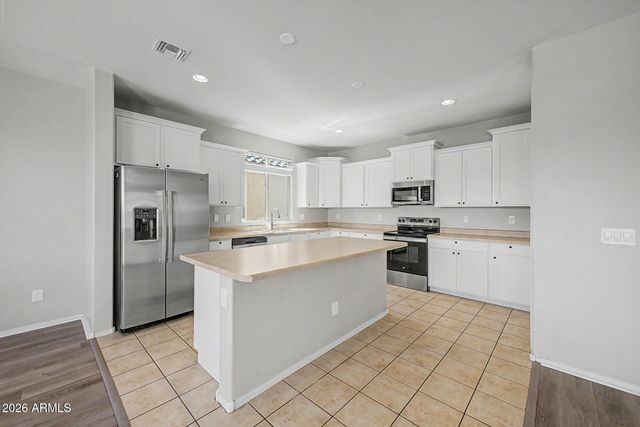10555 W CROWN KING Road, Tolleson, AZ 85353