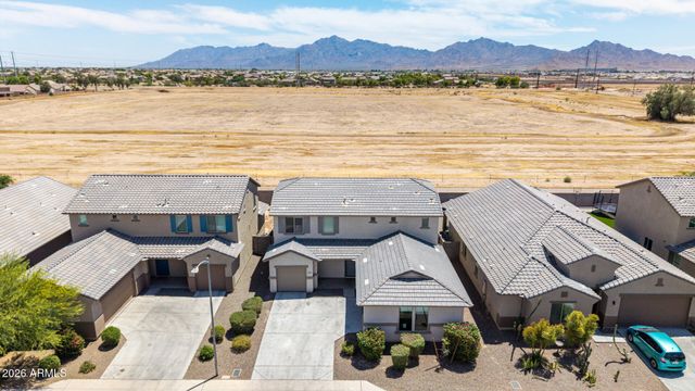 10555 W CROWN KING Road, Tolleson, AZ 85353