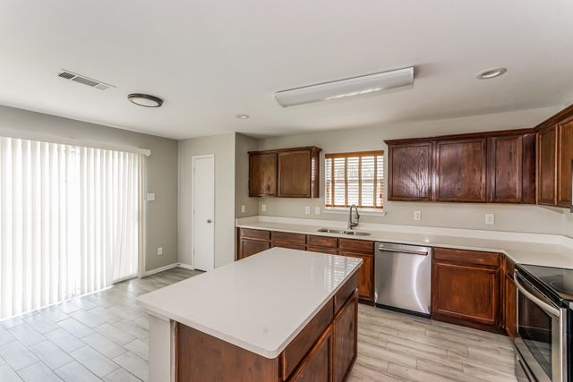 123 Harvest Hill Lane, Red Oak, TX 75154