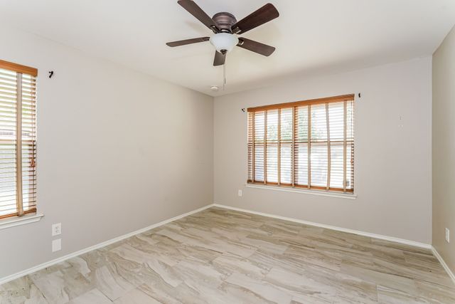 123 Harvest Hill Lane, Red Oak, TX 75154