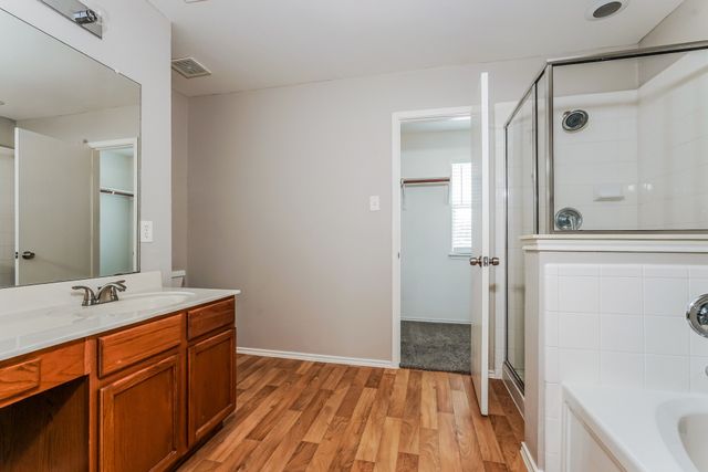 123 Harvest Hill Lane, Red Oak, TX 75154