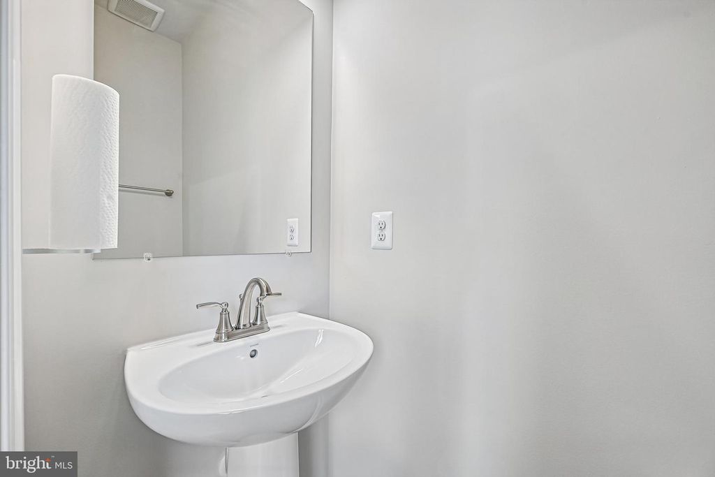 Image 24 of property listing at 3983 SMALL ROUNDTOP RD, Hanover, MD 21076