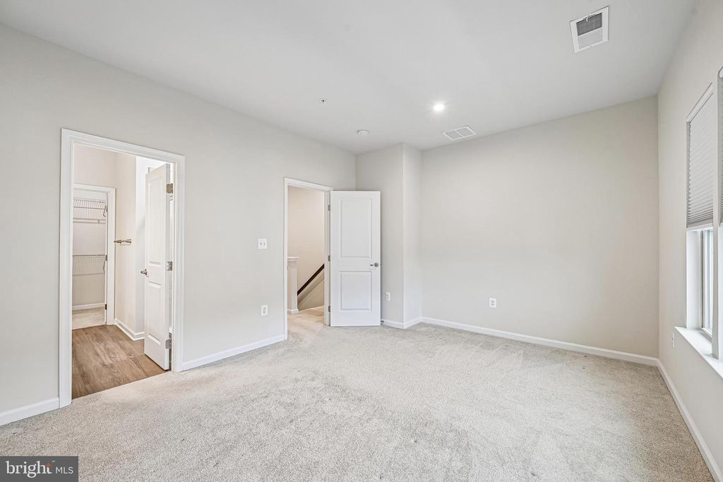 Image 33 of property listing at 3983 SMALL ROUNDTOP RD, Hanover, MD 21076