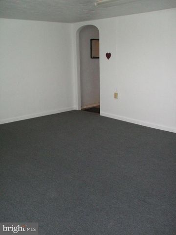 1608 STRAHLE ST, Philadelphia, PA 19152