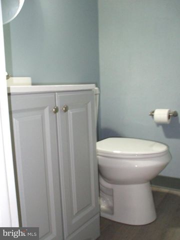 1608 STRAHLE ST, Philadelphia, PA 19152