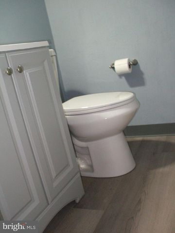 1608 STRAHLE ST, Philadelphia, PA 19152