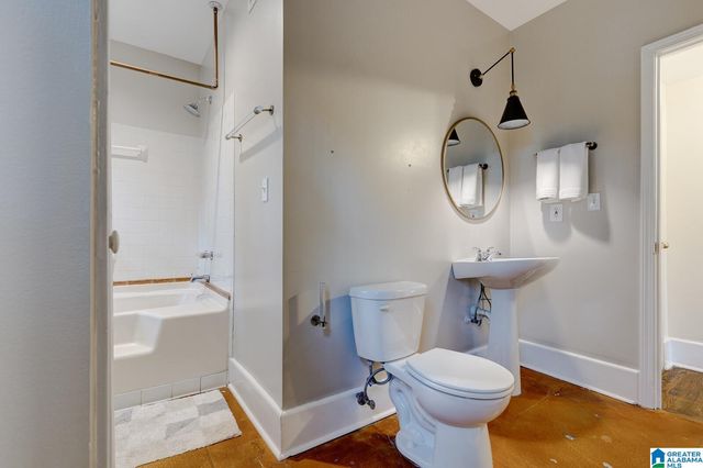 2809 13TH AVENUE, Birmingham, AL 35205