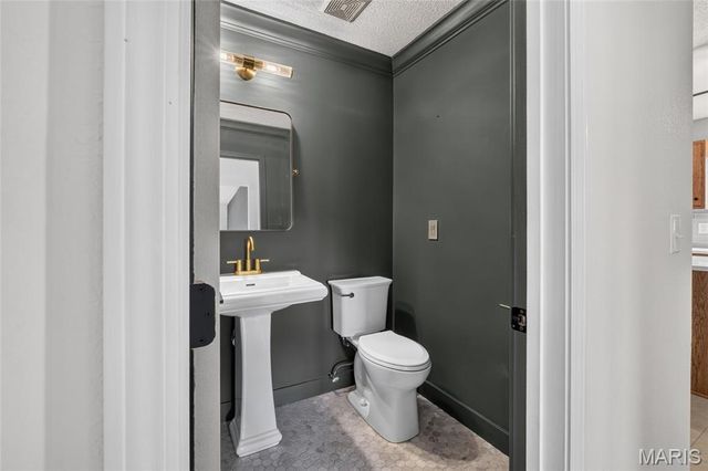 1 Adventura Drive, Festus, MO 63028
