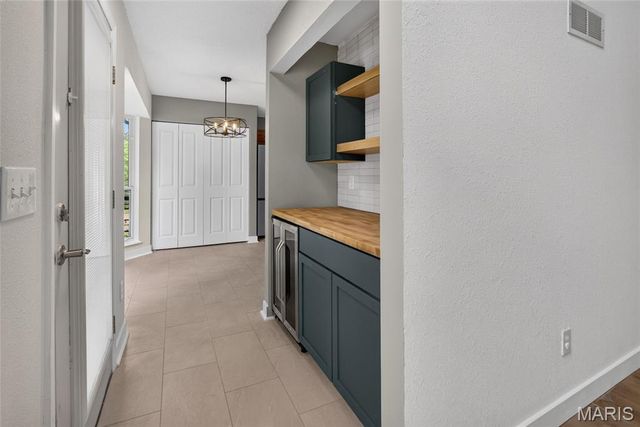 1 Adventura Drive, Festus, MO 63028