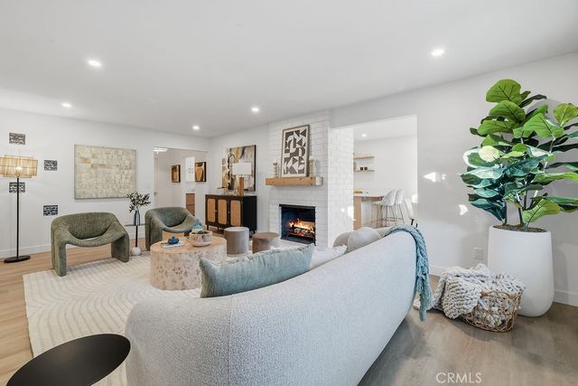 913 Mountain View, Ojai, CA 93023