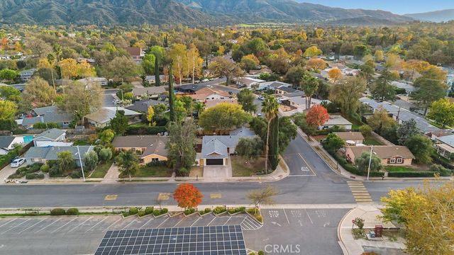913 Mountain View, Ojai, CA 93023