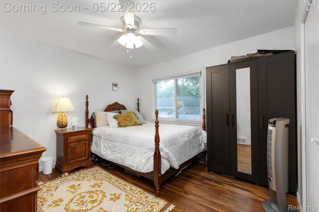 3360 Creek Drive, Ann Arbor, MI 48108