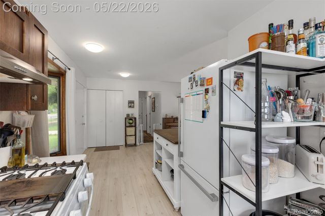 3360 Creek Drive, Ann Arbor, MI 48108