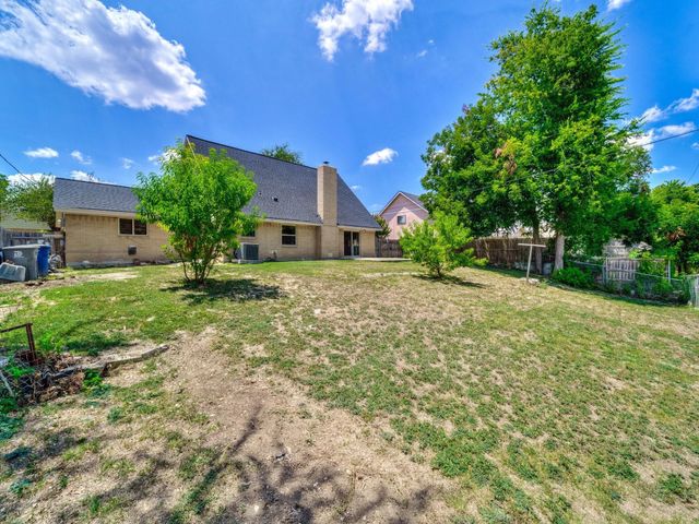 6930 Trail Crest Drive, Dallas, TX 75232