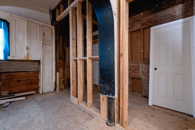 3724 W 10th Street, Little Rock, AR 72204