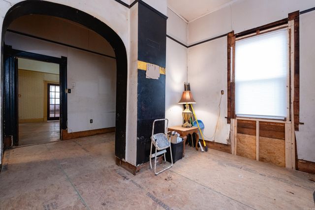 3724 W 10th Street, Little Rock, AR 72204