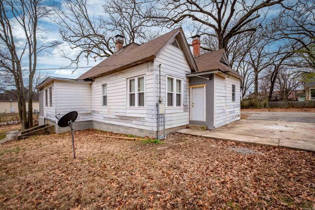 3724 W 10th Street, Little Rock, AR 72204