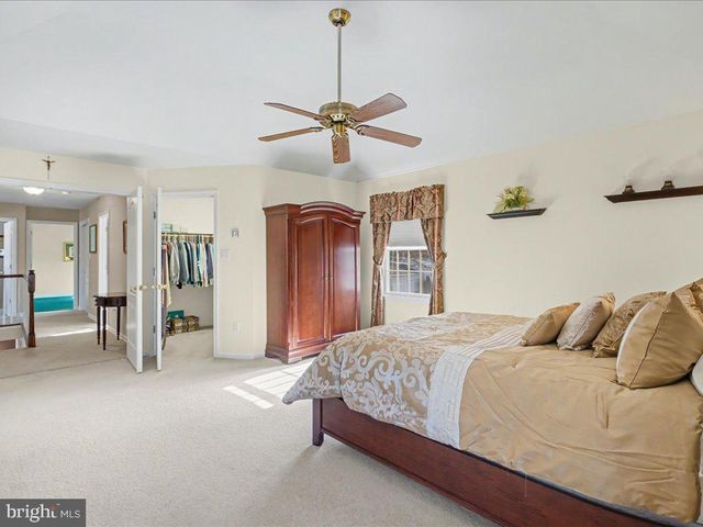 38 SOFIA DR, Blackwood, NJ 08012