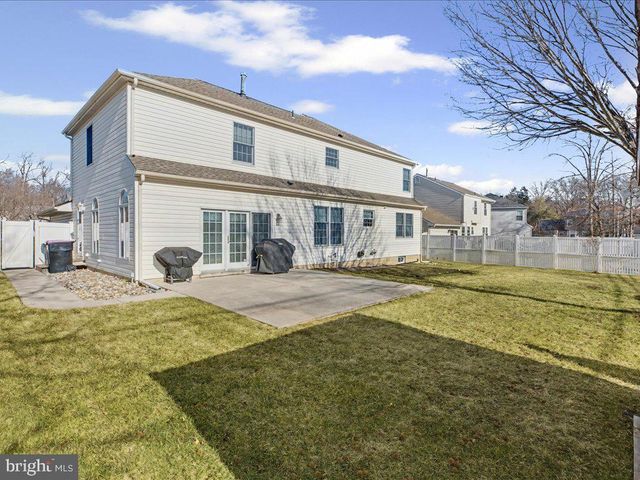 38 SOFIA DR, Blackwood, NJ 08012