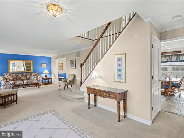 38 SOFIA DR, Blackwood, NJ 08012