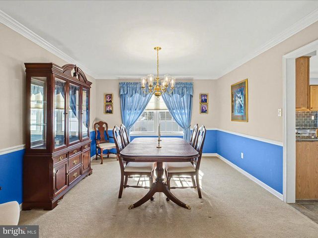 38 SOFIA DR, Blackwood, NJ 08012