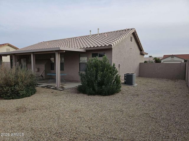 1262 E LA COSTA Place, Chandler, AZ 85249