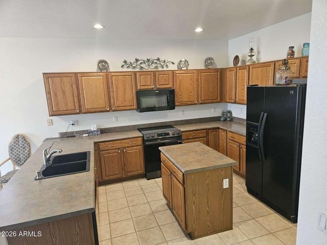 1262 E LA COSTA Place, Chandler, AZ 85249