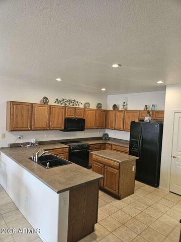 1262 E LA COSTA Place, Chandler, AZ 85249