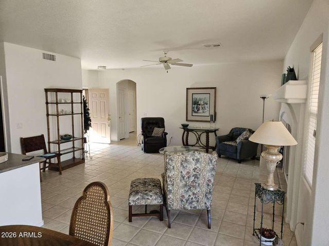 1262 E LA COSTA Place, Chandler, AZ 85249