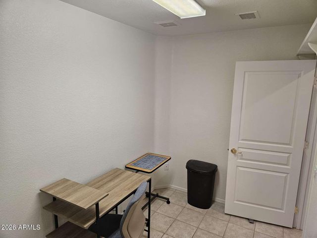 1262 E LA COSTA Place, Chandler, AZ 85249