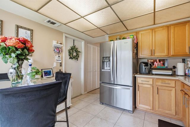 10816 FAIRFIELD VILLAGE DRIVE, Tampa, FL 33624