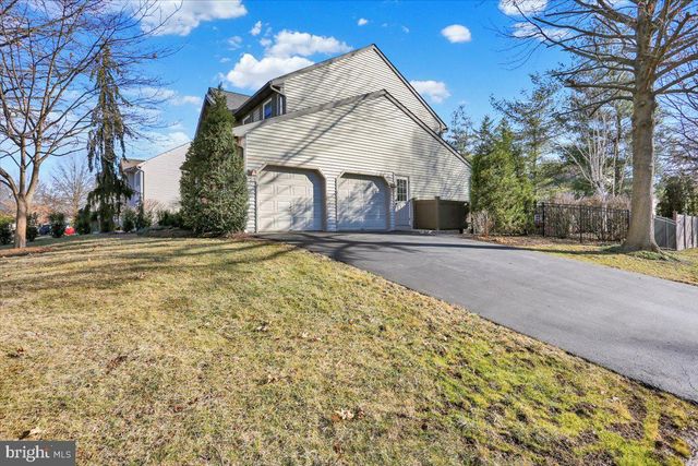 4156 HILL TERRACE DR, Reading, PA 19608