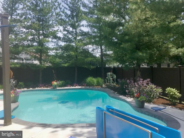 4156 HILL TERRACE DR, Reading, PA 19608