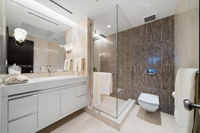 9999 Collins Avenue 3E, Bal Harbour, FL 33154