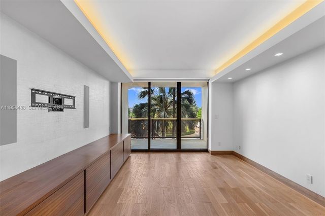9999 Collins Avenue 3E, Bal Harbour, FL 33154